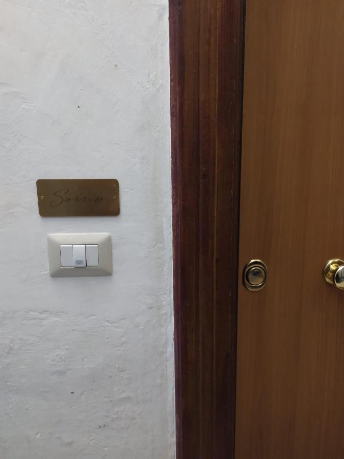 Apartament Dimora Sorriso Bari Zewnętrze zdjęcie