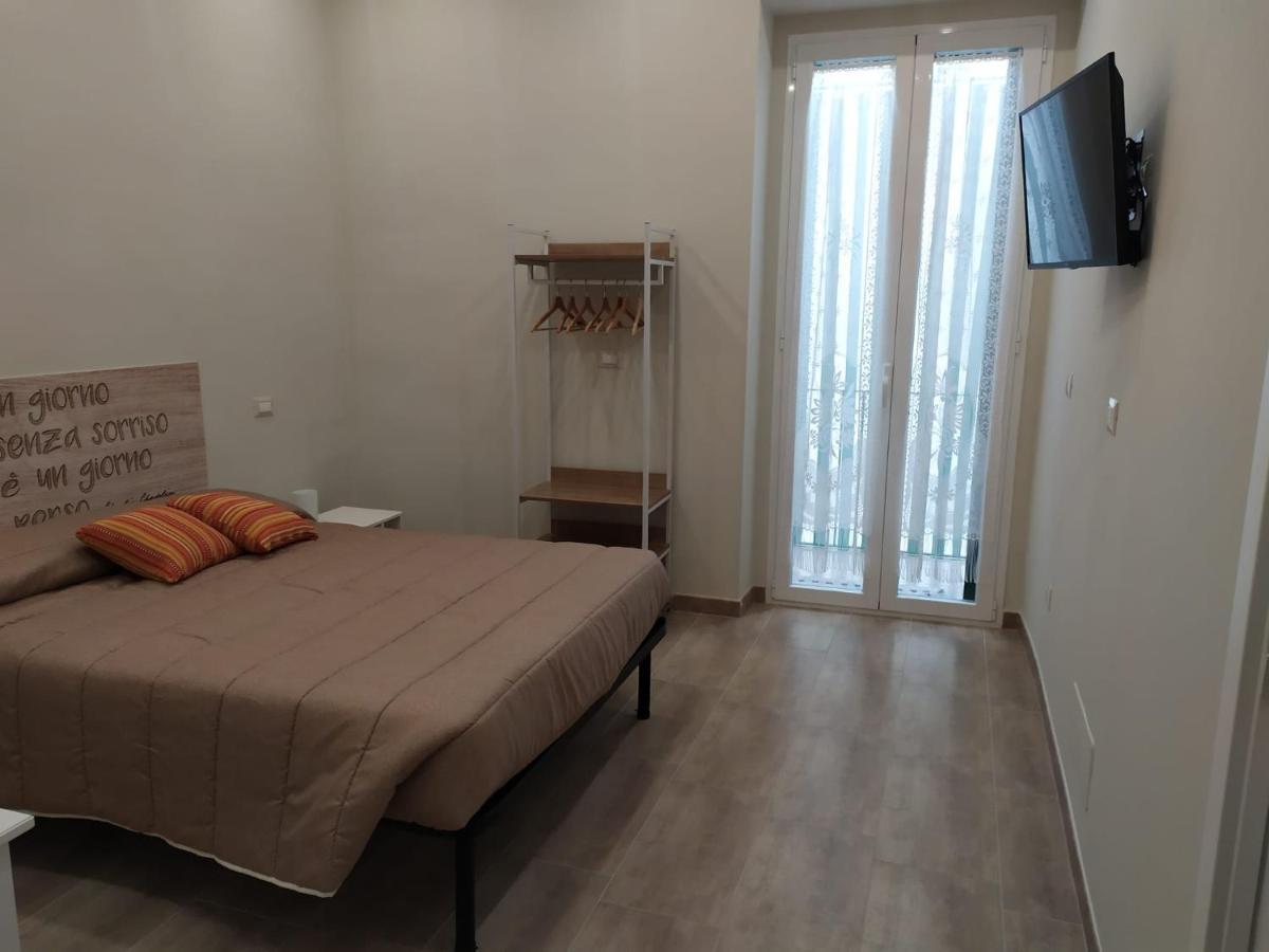 Apartament Dimora Sorriso Bari Zewnętrze zdjęcie